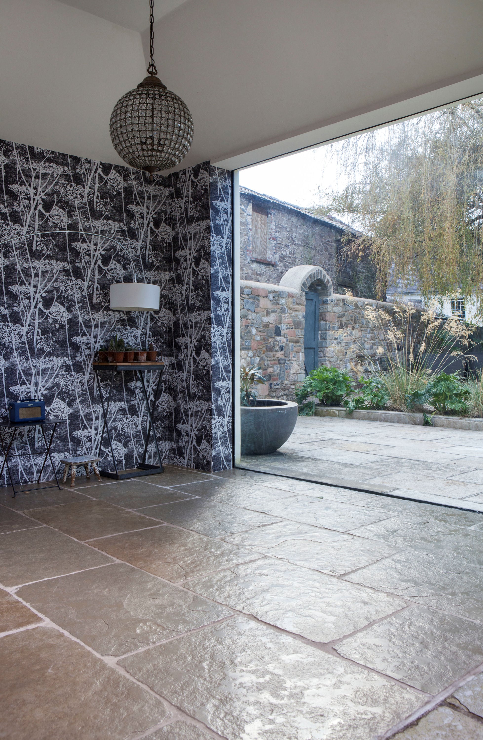 Raja Brushed Limestone