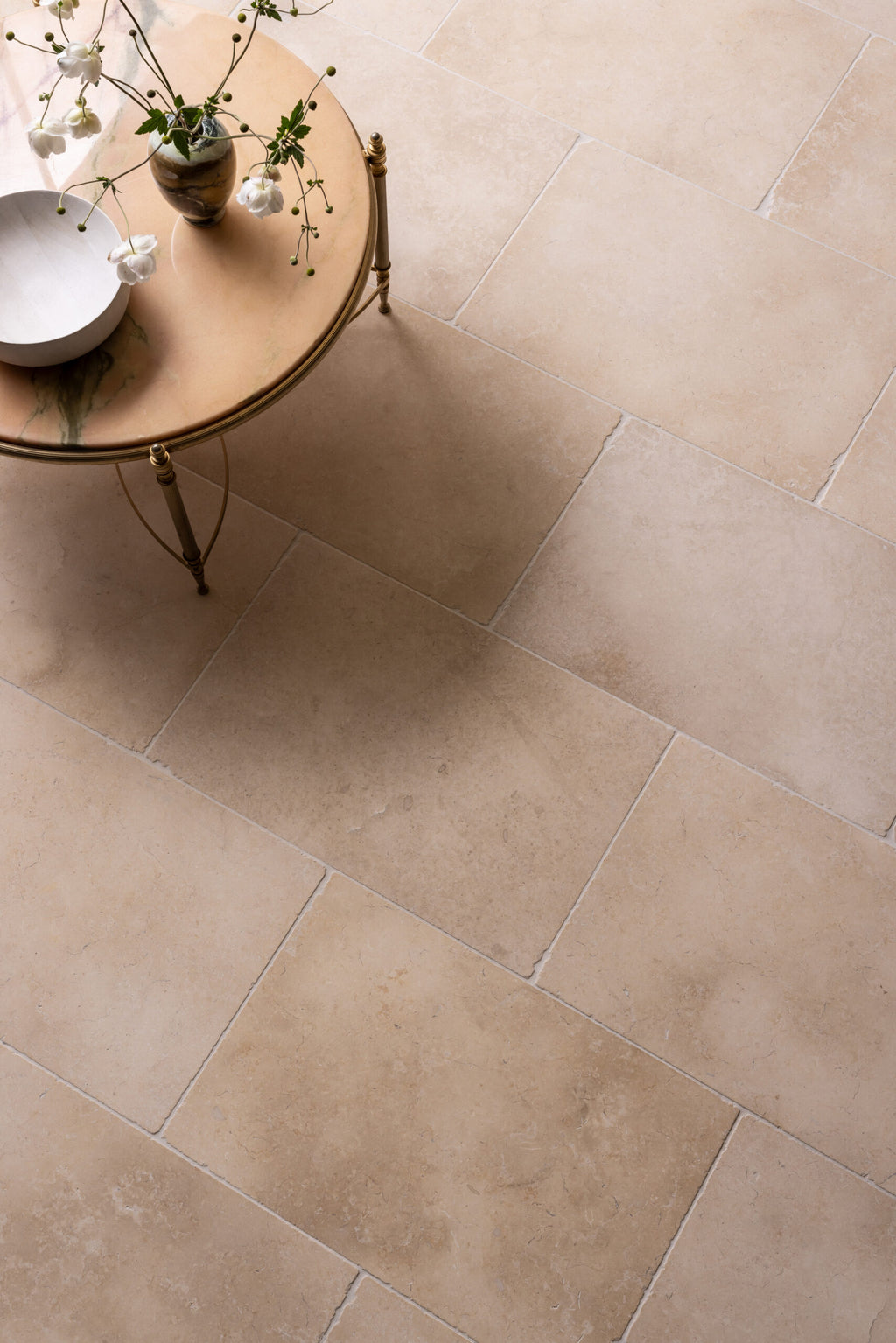 Lyon Tumbled Limestone close-up