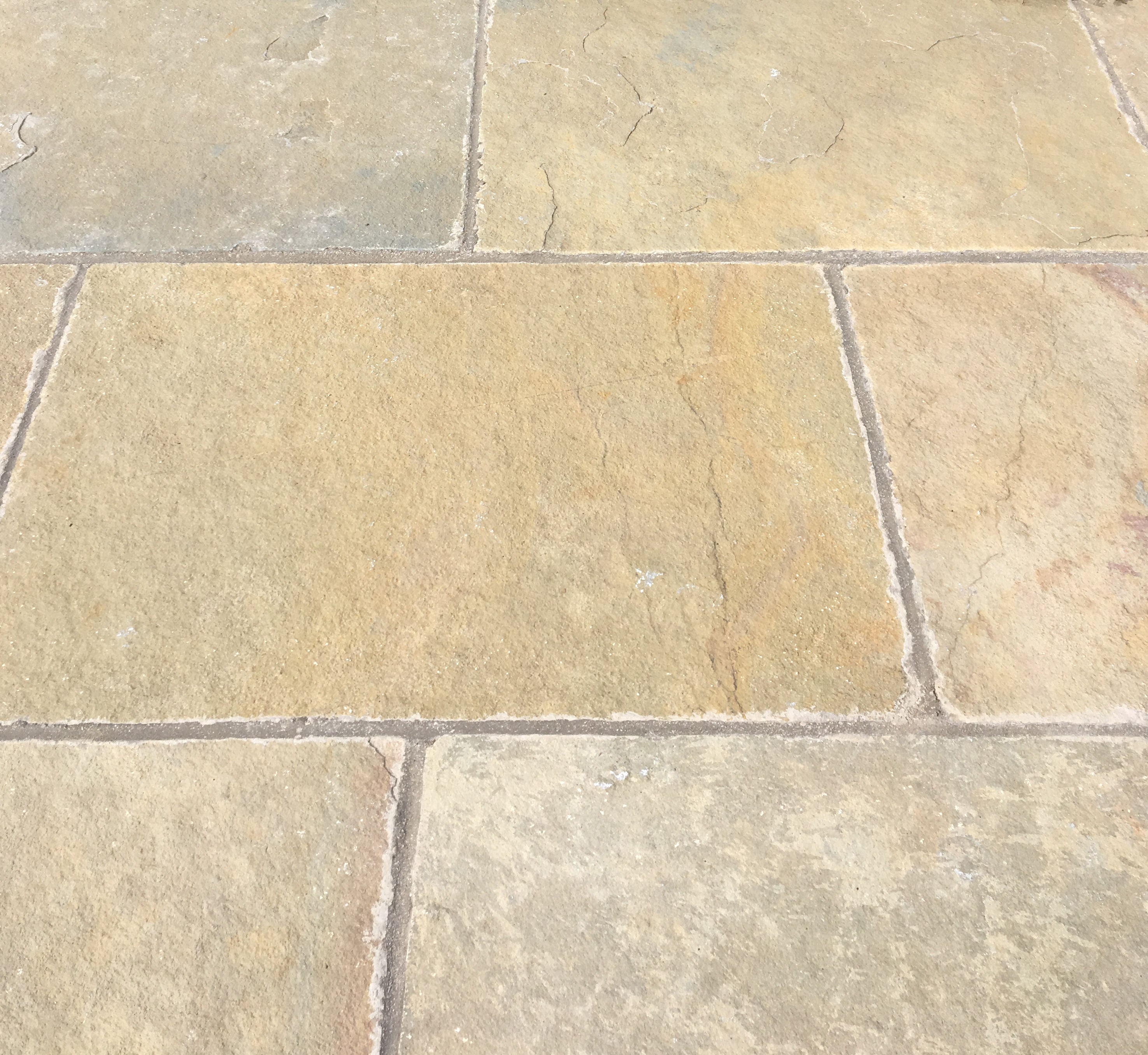 Dalay Buff Riven Outdoor Limestone