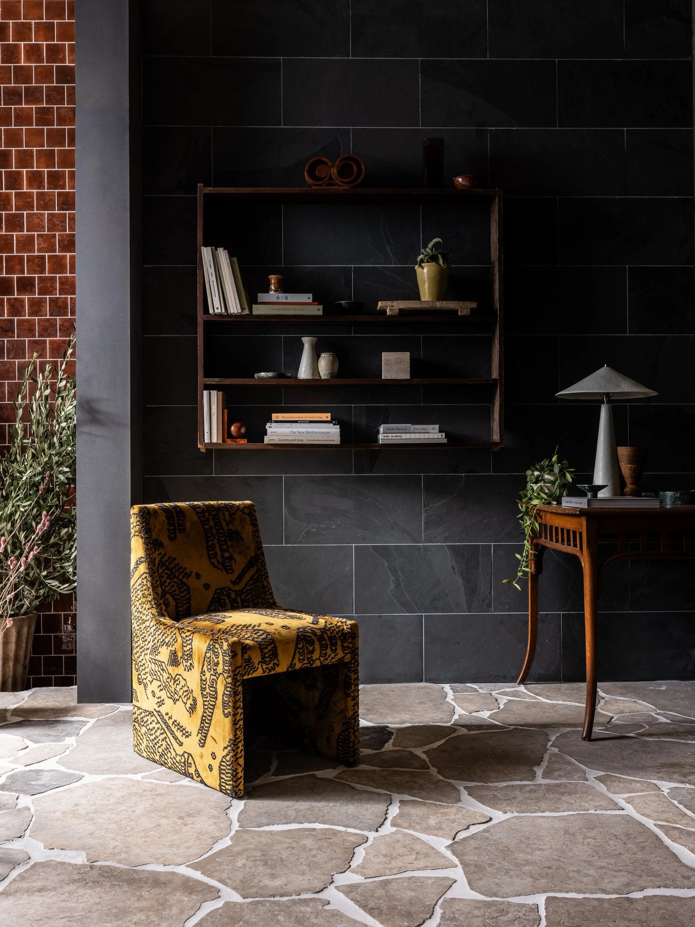 Como Tumbled Limestone Crazy Paving
