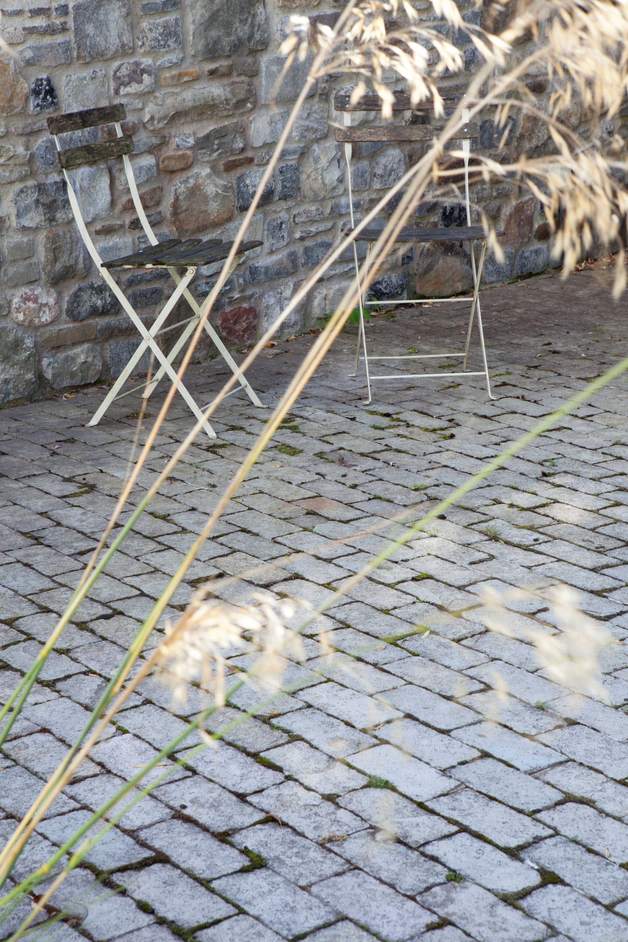 Taj Grey Tumbled Outdoor Limestone