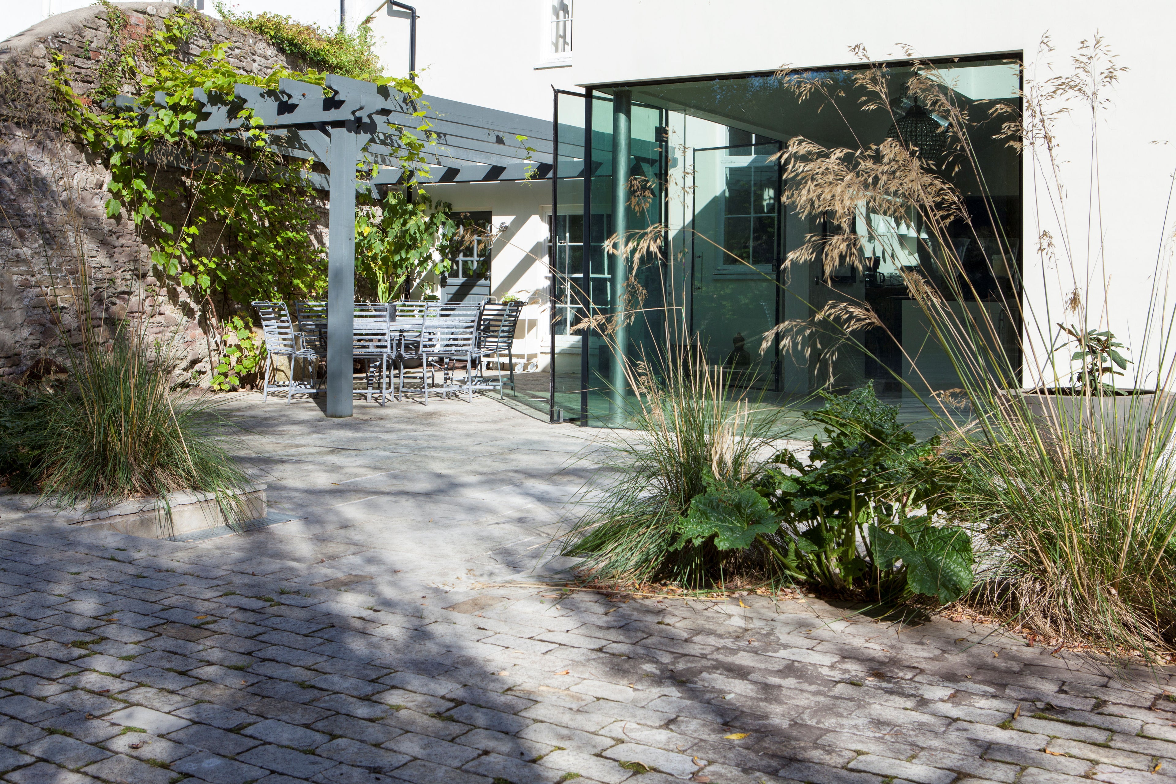 Taj Grey Tumbled Outdoor Limestone