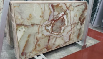 ONYX GREEN RED